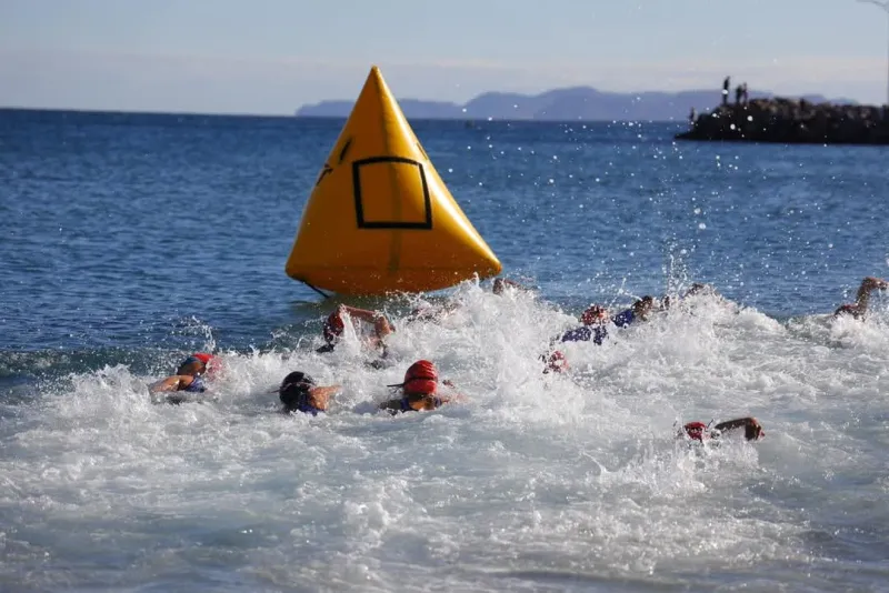 Competencia de natación en aguas abiertas en La Paz BCS