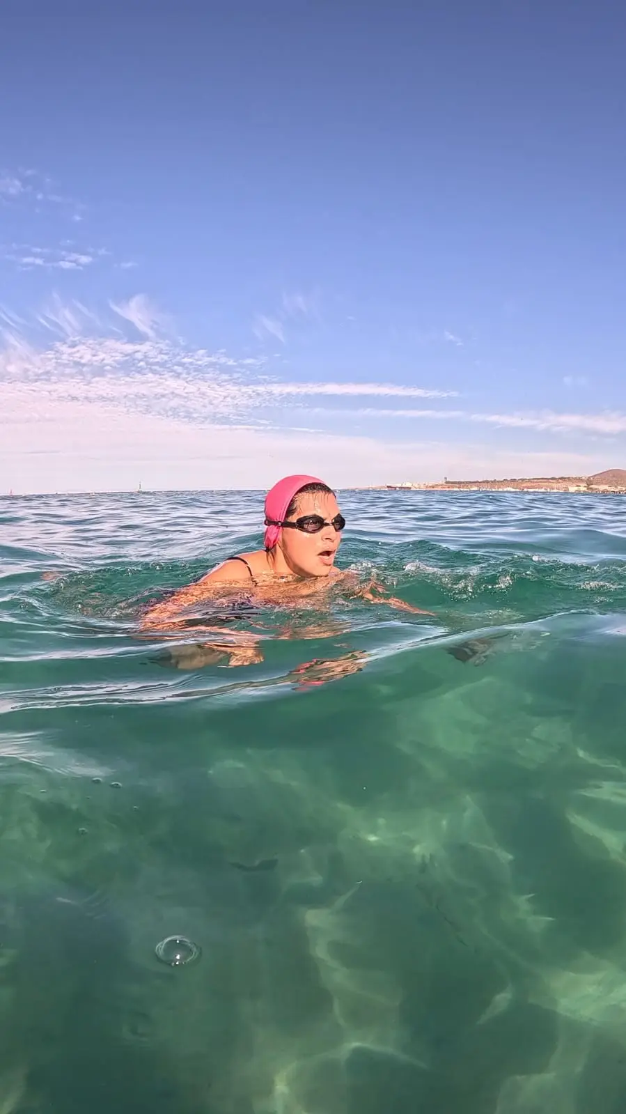 Nanda Paz, instructora de natación en La Paz BCS